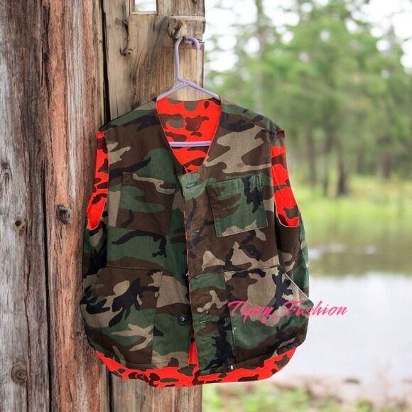 Reversible Camo Hunting Vest - Picture 1 of 4